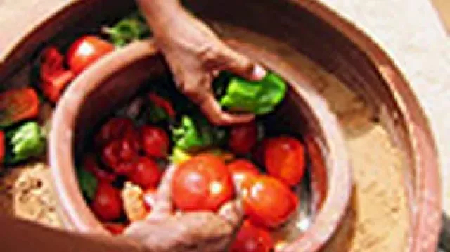 How to preserve and keep food fresh using a zeer pot clay fridge
