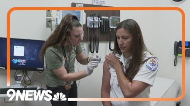 Colorado healthcare workers make history, get live Ebola vaccine
