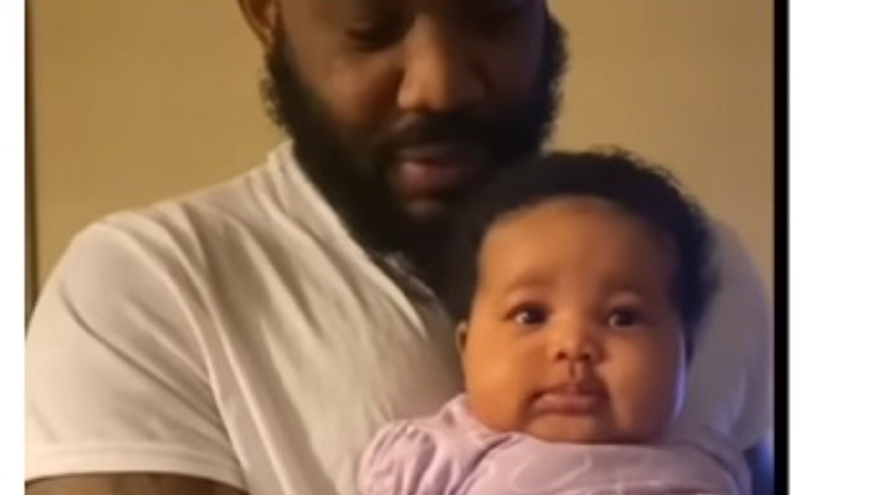 Baby reaction to father coming home
