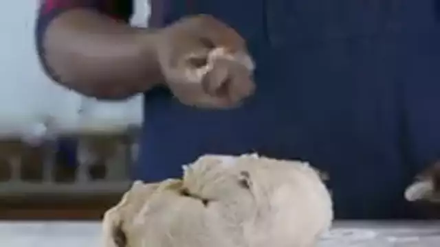 Soft & Fluffy Raisin Bread Rolls in less than 2 hours