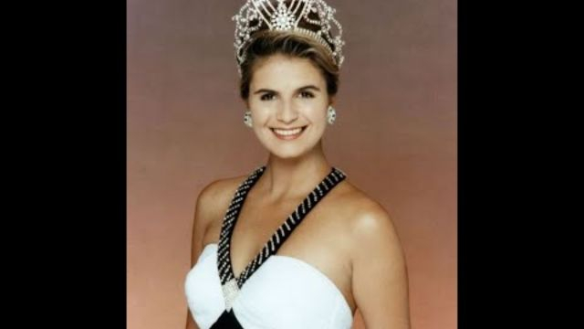 Miss Universe 1992 - Michelle McLean (Namibia)